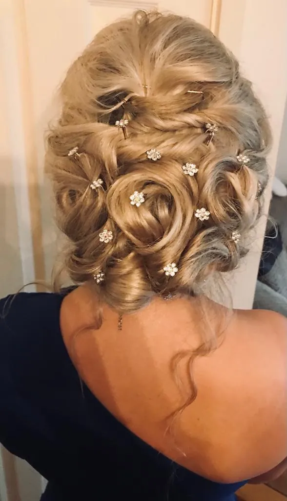 Wedding hair and makeup by Gini (42)